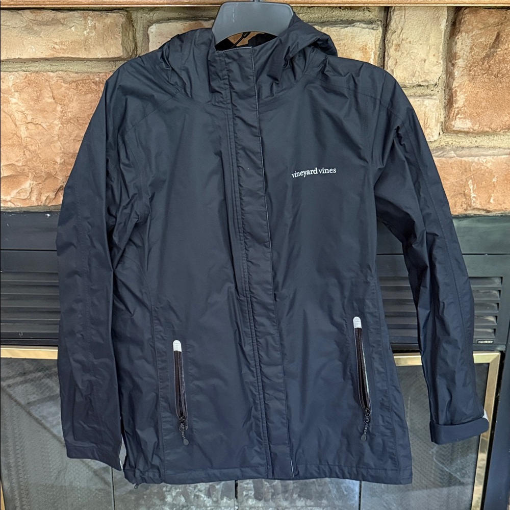 Vineyard Vines Navy Hooded rain Jacket